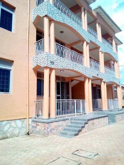 Alana Apartments