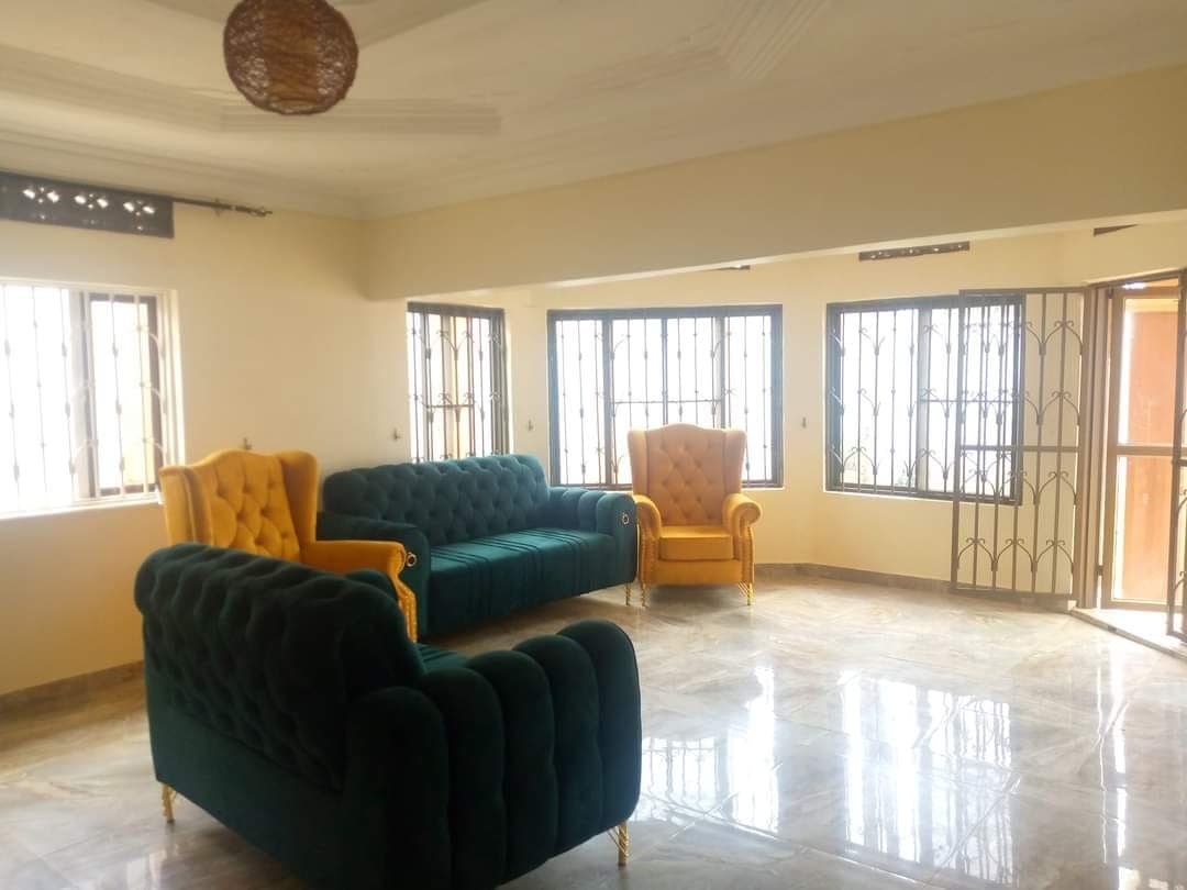 4 Bedroom Posh Villa
