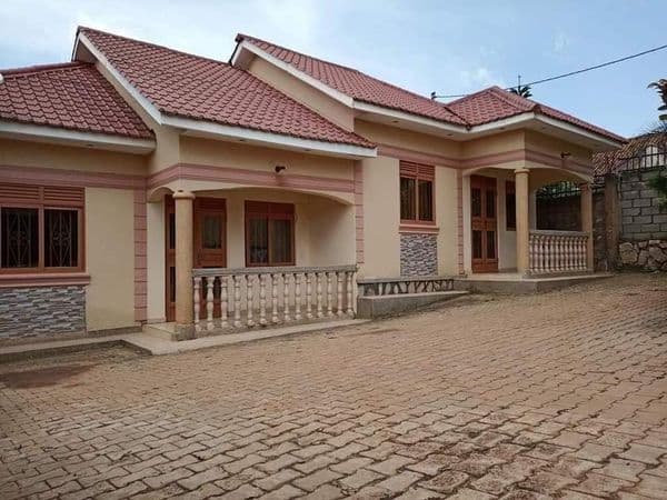 2 Bedroom House